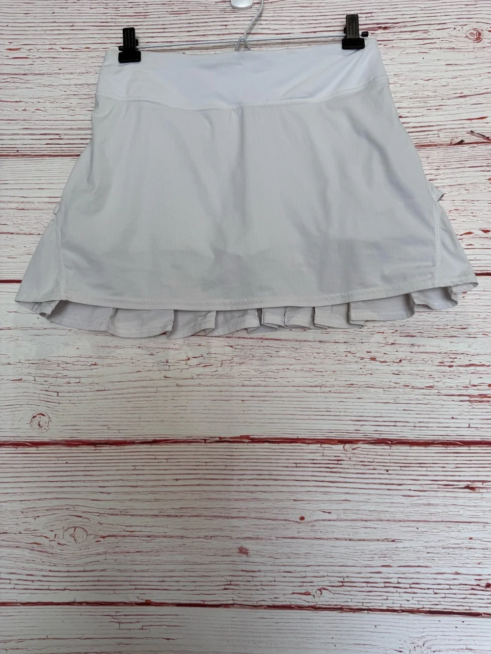 Lululemon Run: Pace Setter Skirt in White Sz 4 Tall